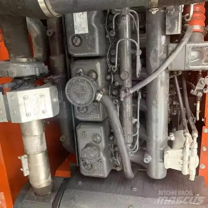 Doosan DX 300 Εκσκαφείς με ερπύστριες