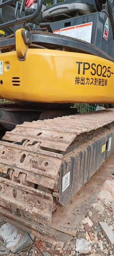 Komatsu PC35 Εκσκαφάκι (διαβολάκι) < 7t