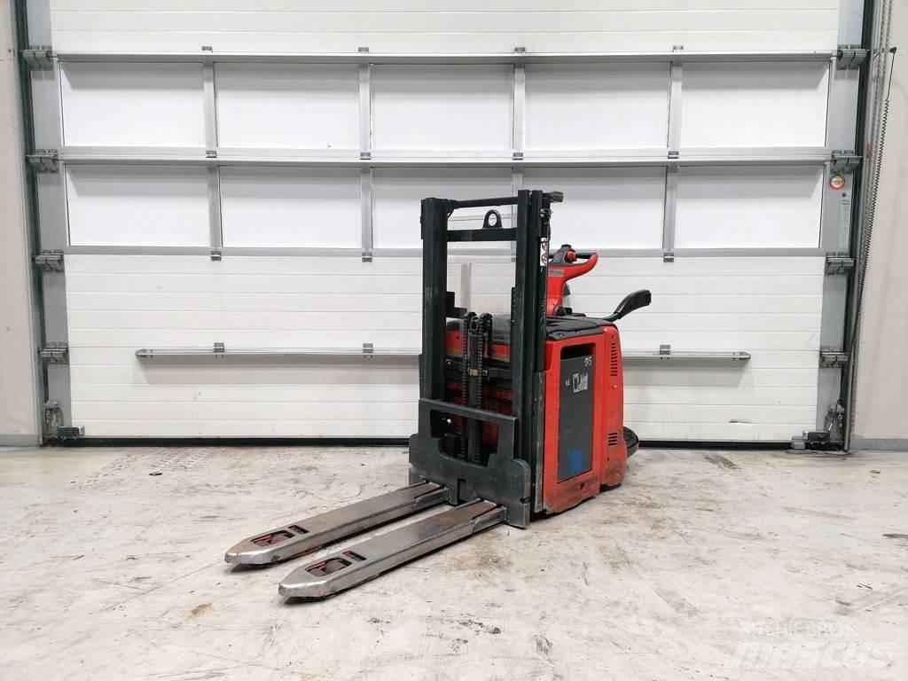 Linde D12AP Παλετοφόρα πεζού χειριστή με ιστό