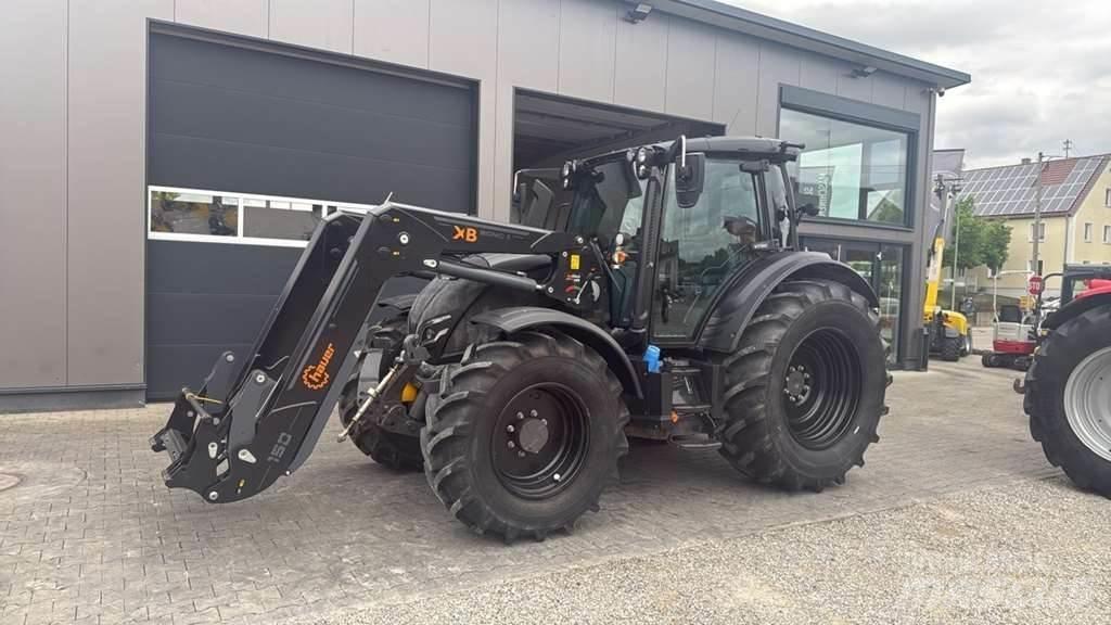 Valtra N175 Τρακτέρ