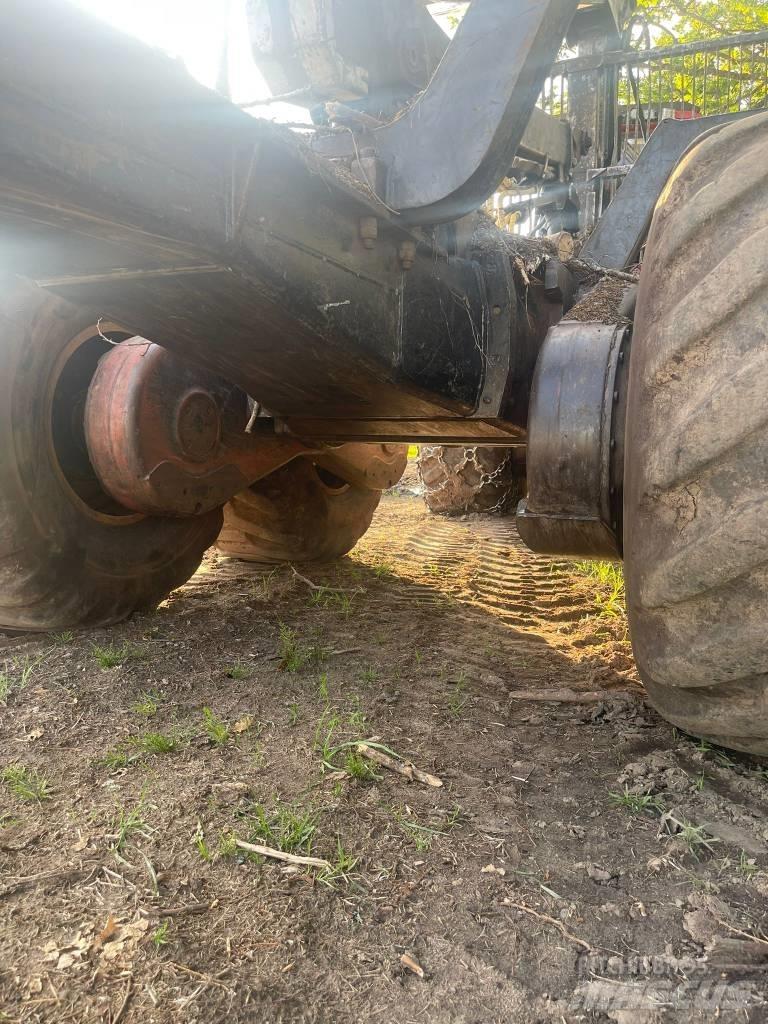 Valmet 890,2 Μεταφορείς ξυλείας