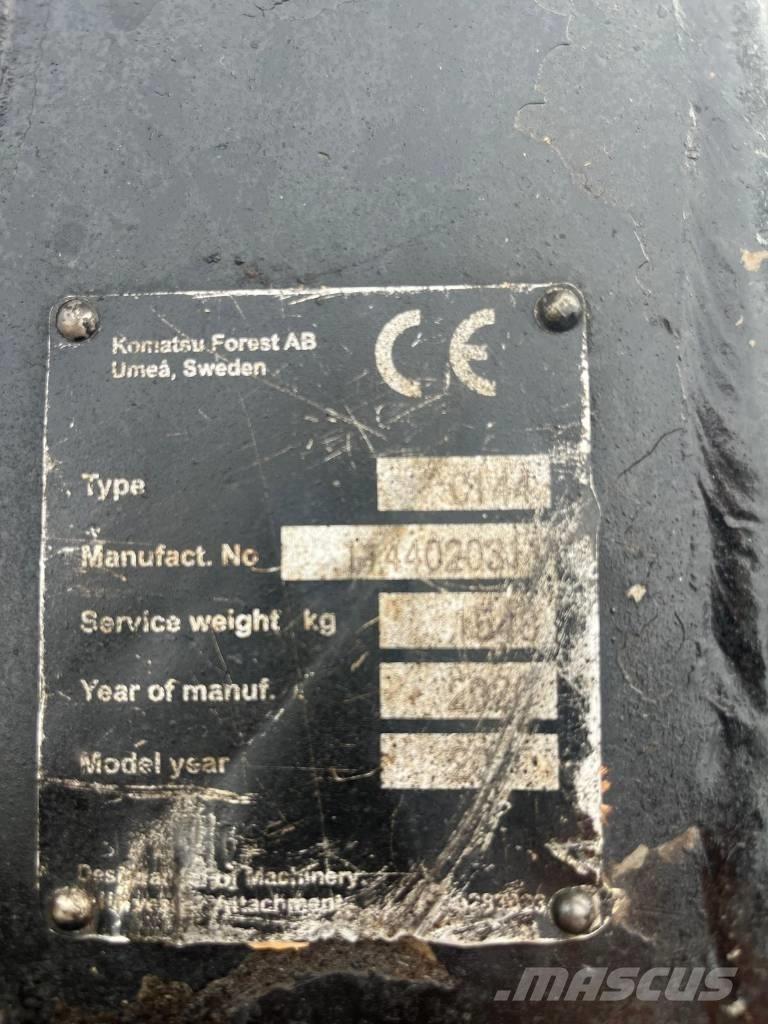 Komatsu 931 XC Θεριζοαλωνιστικές μηχανές