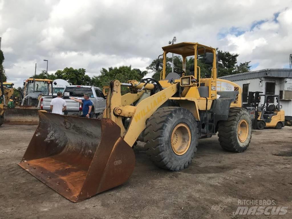 Komatsu WA320-5 Φορτωτές με λάστιχα (Τροχοφόροι)