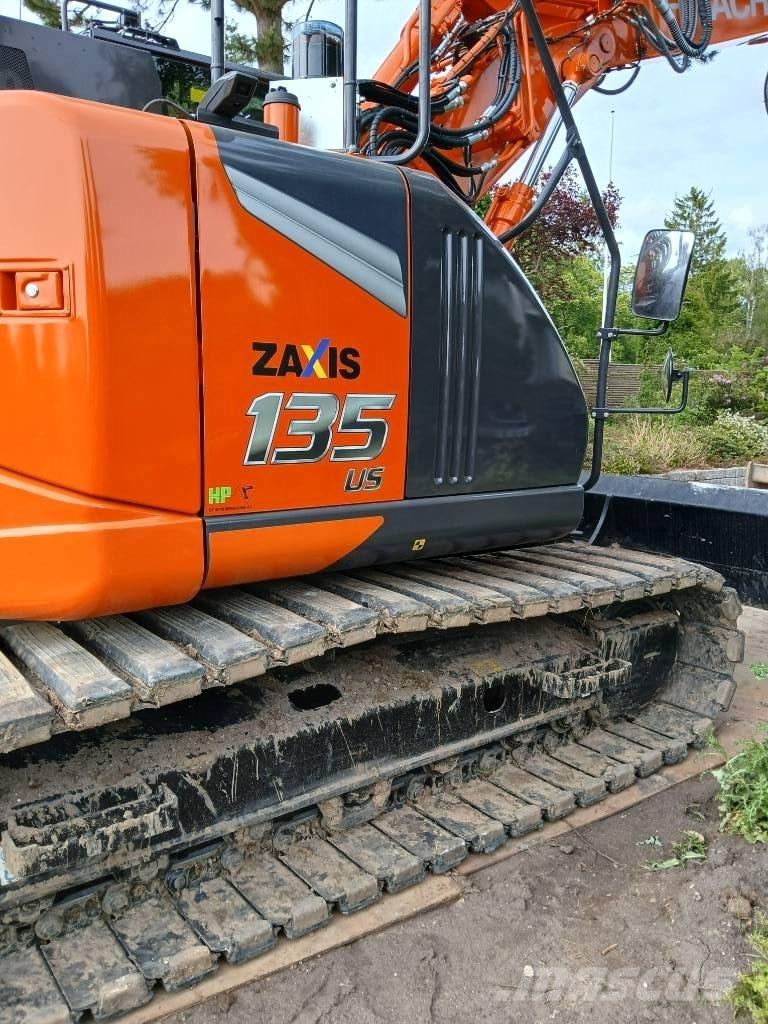 Hitachi ZX 135 US-7 Εκσκαφείς με ερπύστριες