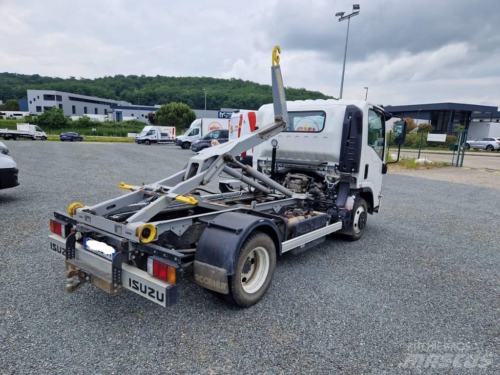 Isuzu N-Series Κλούβες με συρόμενες πόρτες