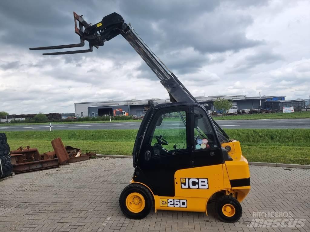 JCB TLT 25 D Τηλεσκοπικοί ανυψωτές
