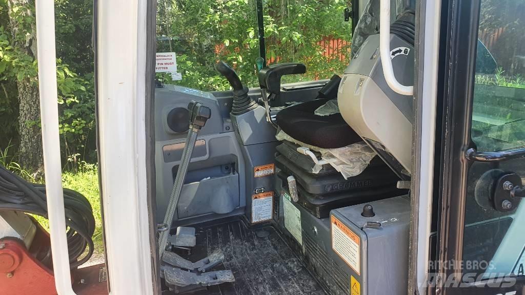 Takeuchi TB235 Εκσκαφάκι (διαβολάκι) < 7t