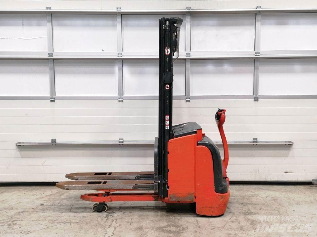 Linde L14I Παλετοφόρα πεζού χειριστή με ιστό