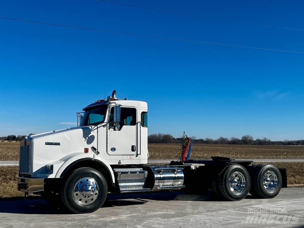 Kenworth T 800 Τράκτορες