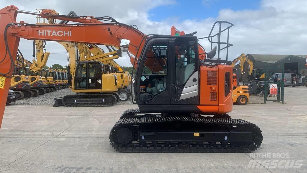 Hitachi ZX 135 US-6 Εκσκαφείς με ερπύστριες