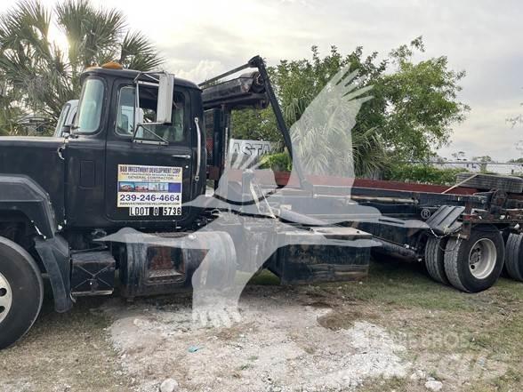 Mack RD688S Απορριμματοφόρα