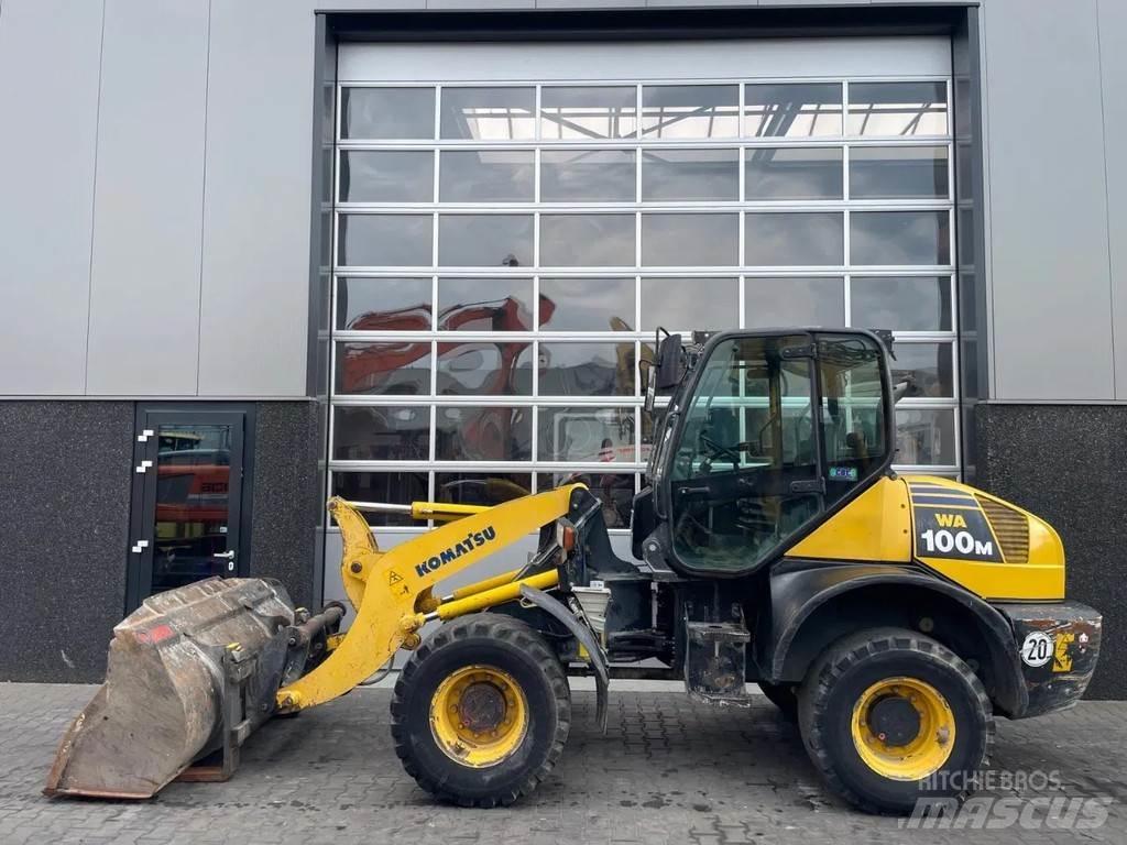Komatsu WA100 Φορτωτές με λάστιχα (Τροχοφόροι)