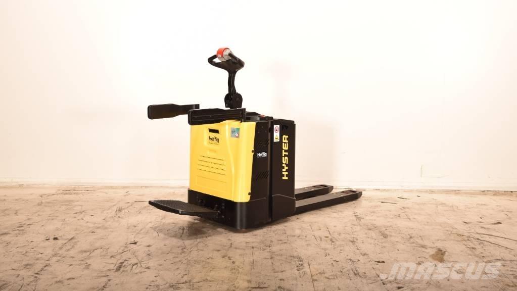 Hyster P 2.0 S Χειροκίνητο περονοφόρο ανυψωτικό με πλατφόρμα
