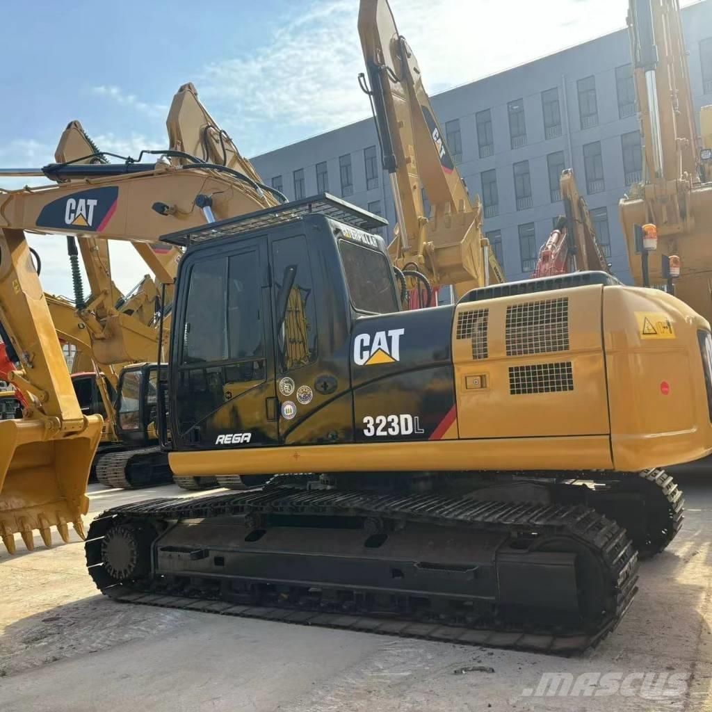 CAT 323 D L Εκσκαφείς με ερπύστριες