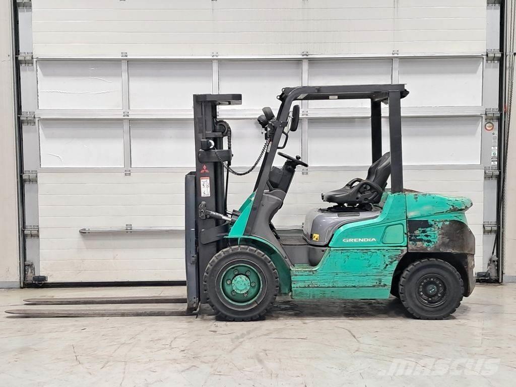 Mitsubishi FD30NT Πετρελαιοκίνητα Κλαρκ