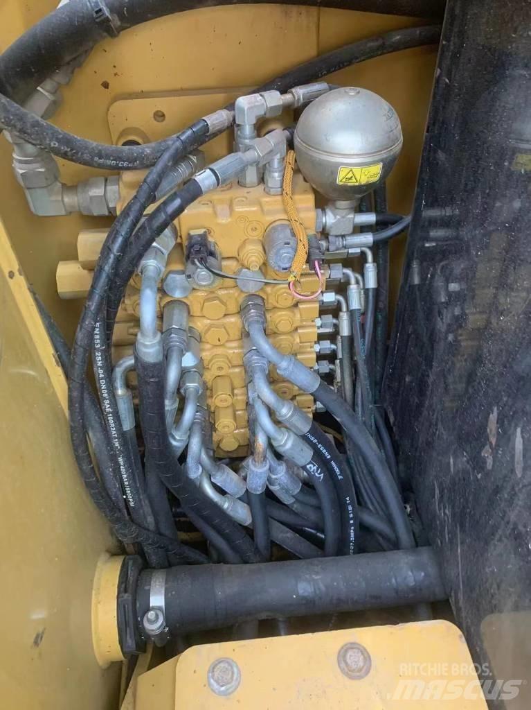 CAT 306E2 Εκσκαφείς με ερπύστριες
