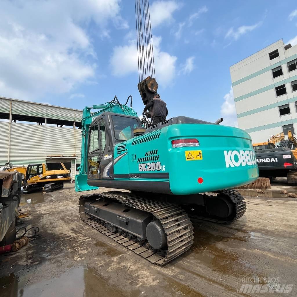 Kobelco SK200LC-8 Εκσκαφείς με ερπύστριες