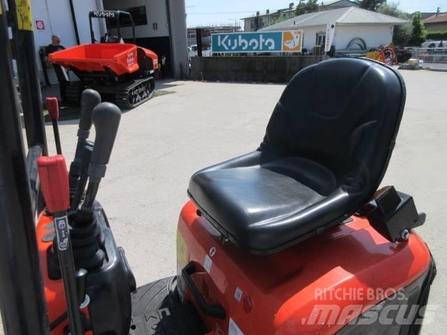 Kubota K008-5 Εκσκαφάκι (διαβολάκι) < 7t