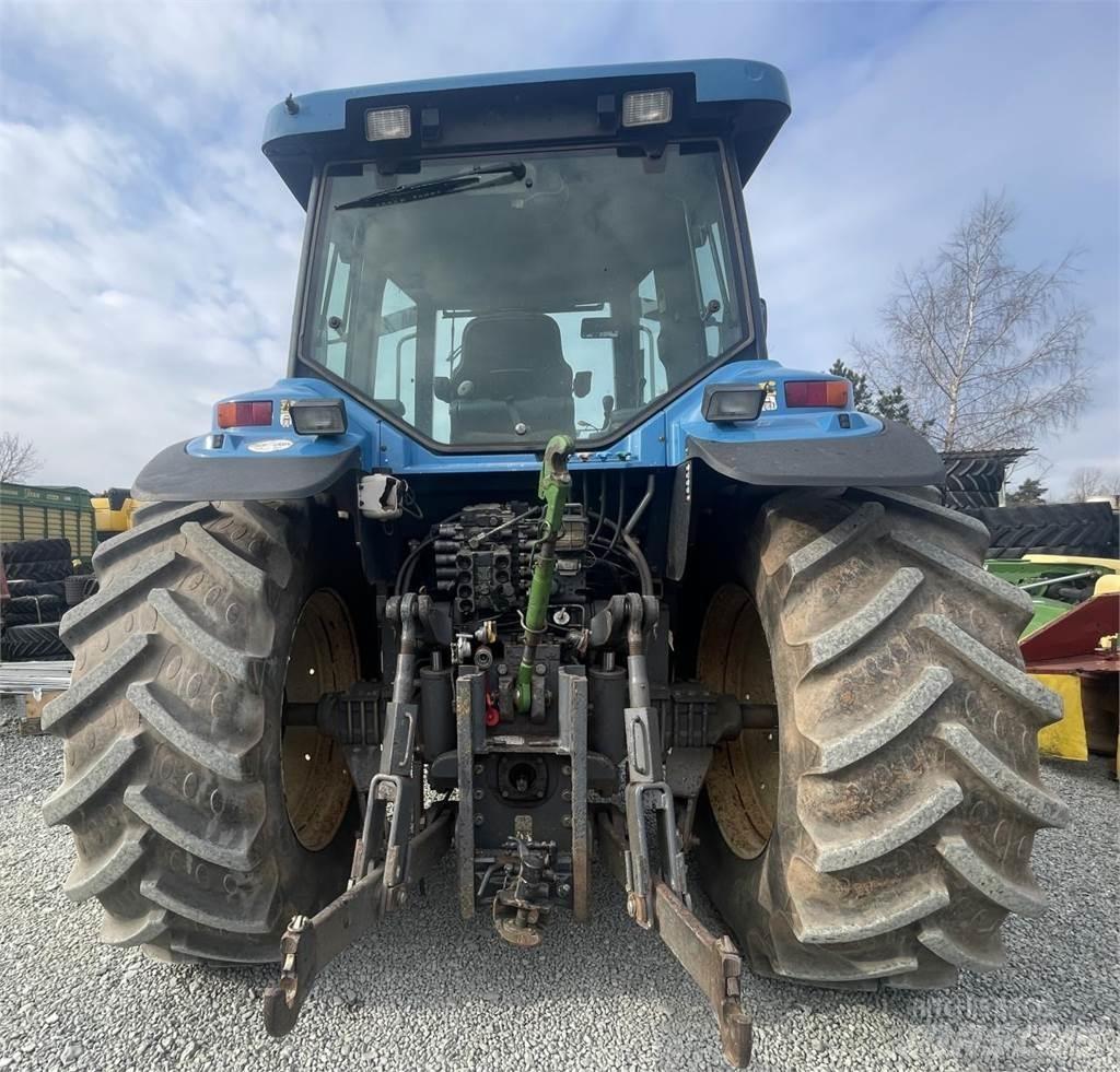 New Holland 8670 Τρακτέρ