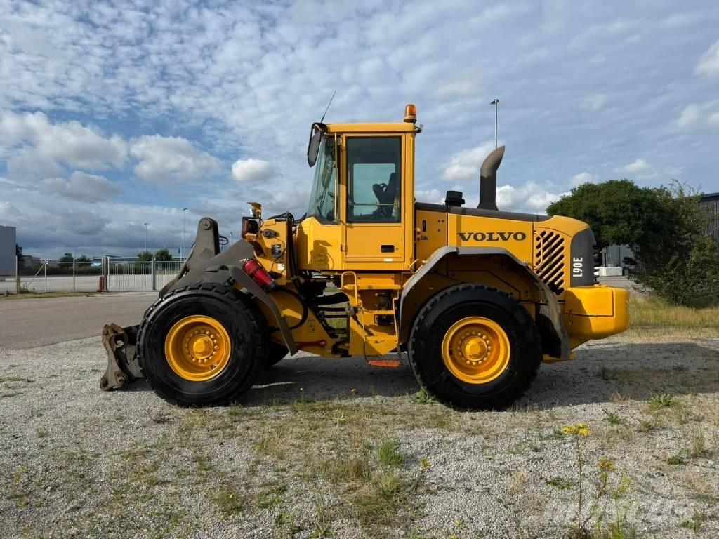 Volvo L 90 E Φορτωτές με λάστιχα (Τροχοφόροι)