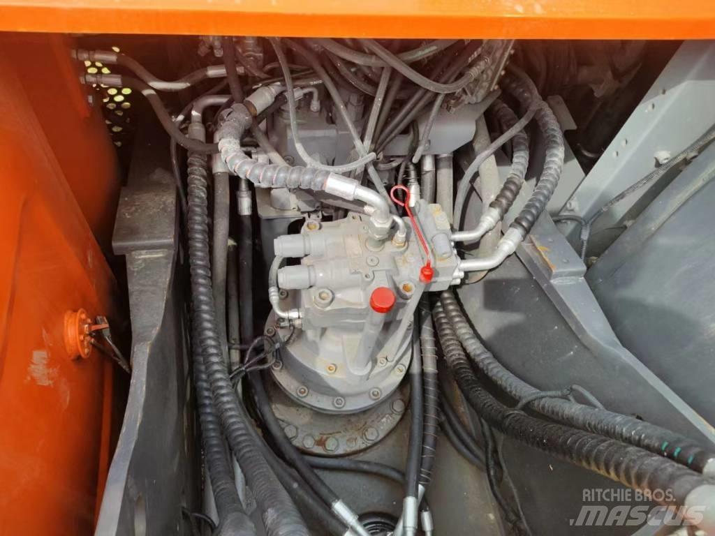 Hitachi ZX200 Εκσκαφείς με ερπύστριες