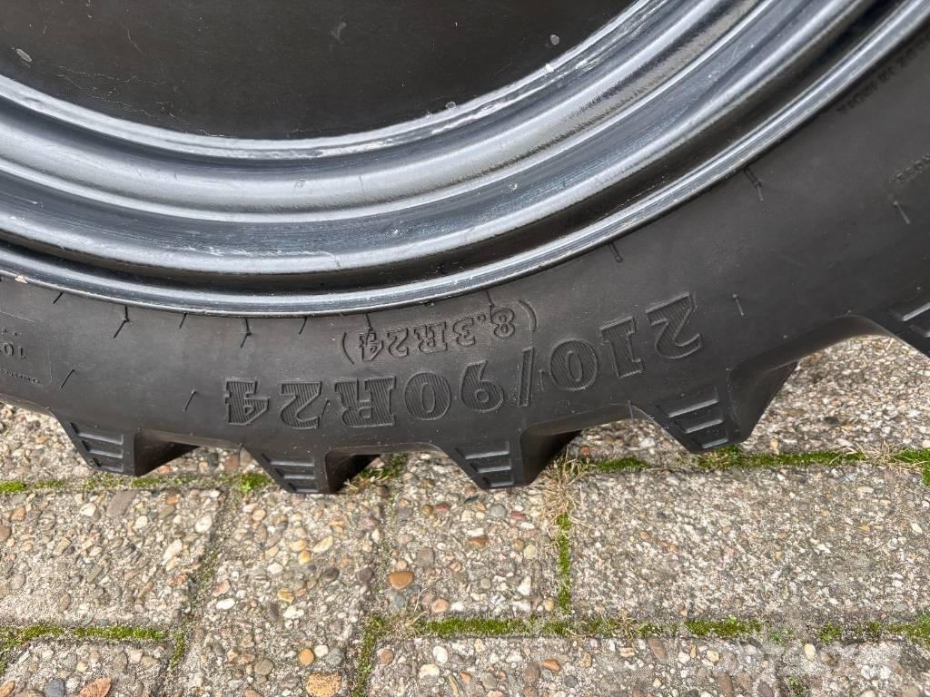 Kioti CK 3310 HST Τρακτέρ μικρών διαστάσεων