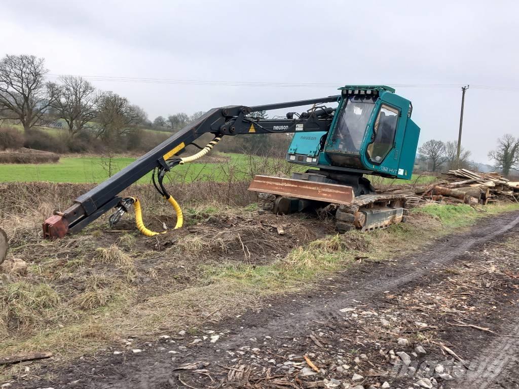 Neuson 132 HV T Θεριζοαλωνιστικές μηχανές