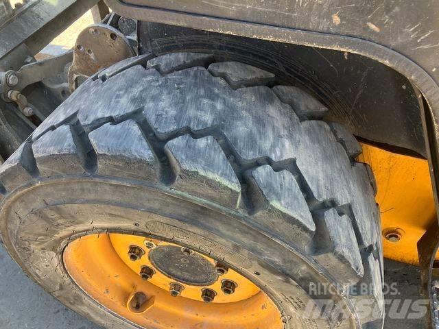 JCB 225 Φορτωτάκια