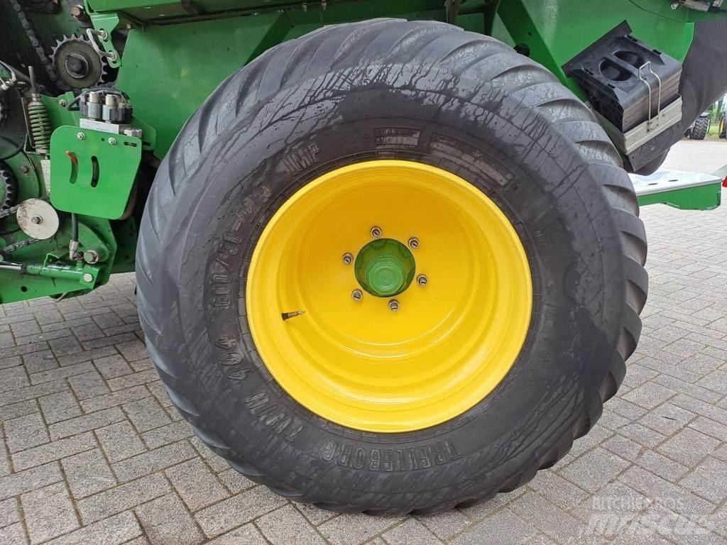 John Deere V461R Πρέσες κυλινδρικών δεμάτων