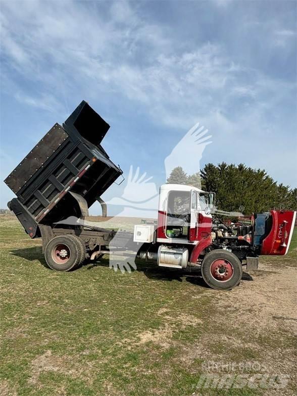 Peterbilt 357 Φορτηγά Ανατροπή
