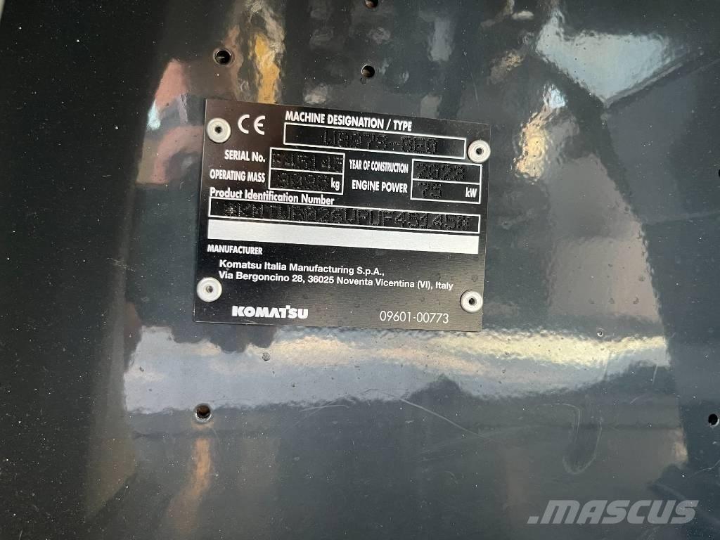 Komatsu WB 97 S-8 Εκσκαφείς Φορτωτές τύπου JCB