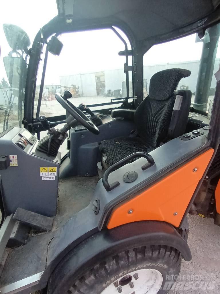 Multihog CX75 Τρακτέρ