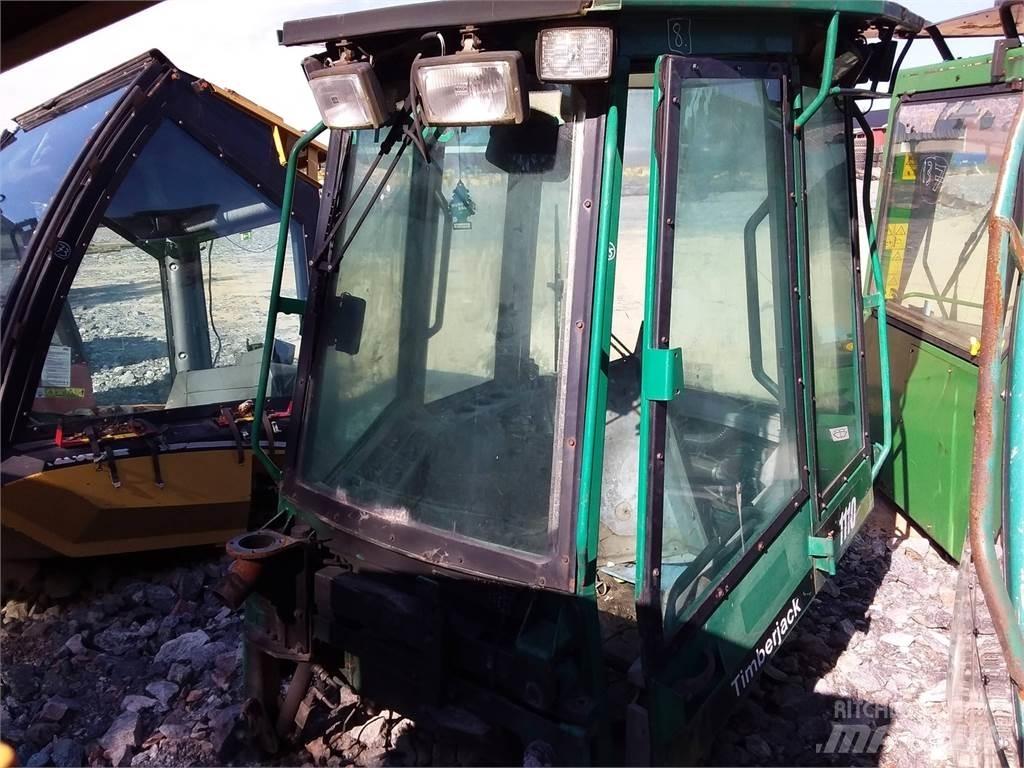 Timberjack 1110 Καμπίνες και εσωτερικό