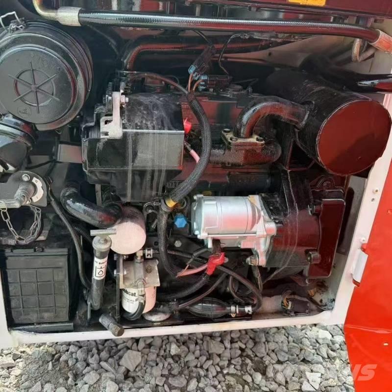 Bobcat s70 Φορτωτάκια