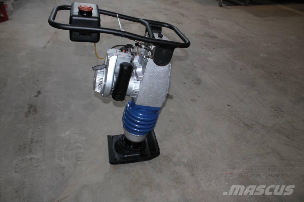 Bomag BT 68 Επίπεδοι κόπανοι