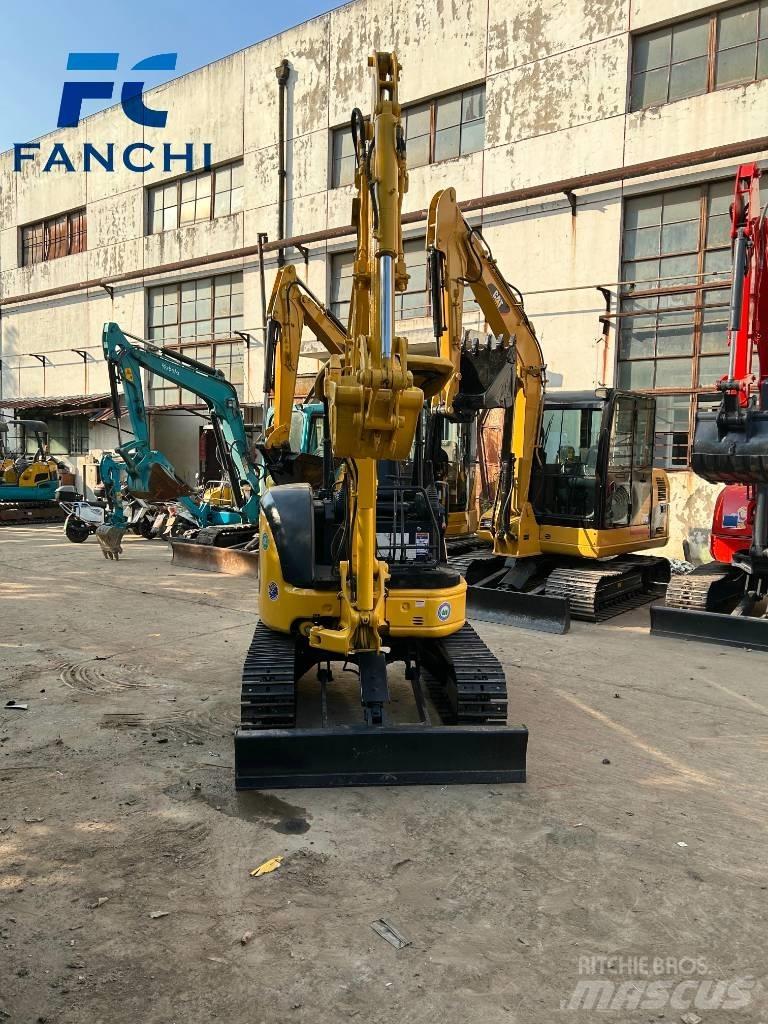 Komatsu PC30mr Εκσκαφάκι (διαβολάκι) < 7t