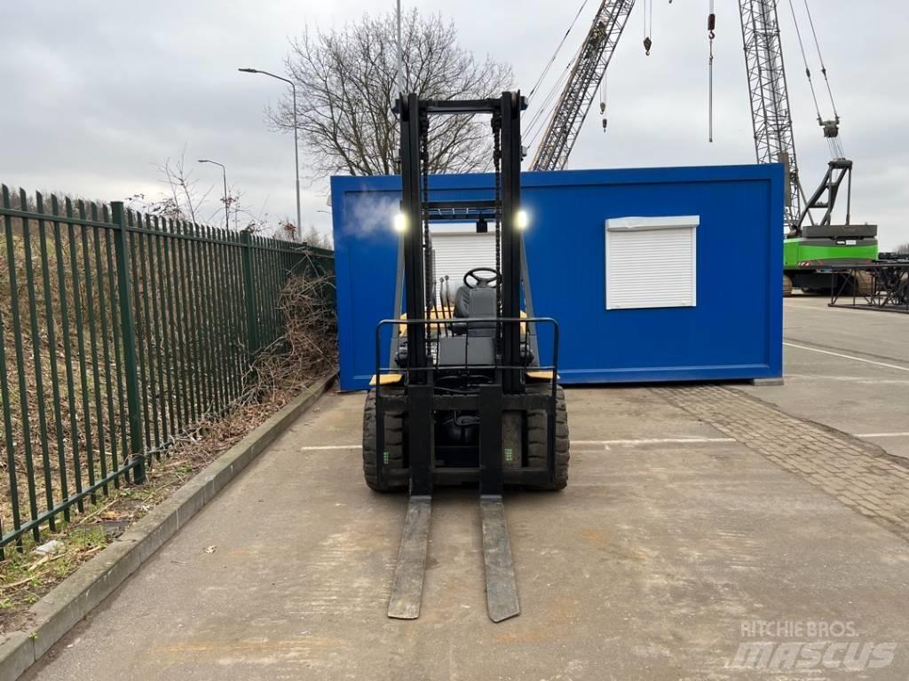 CAT GP 40 K L Περονοφόρα ανυψωτικά κλαρκ με φυσικό αέριο LPG