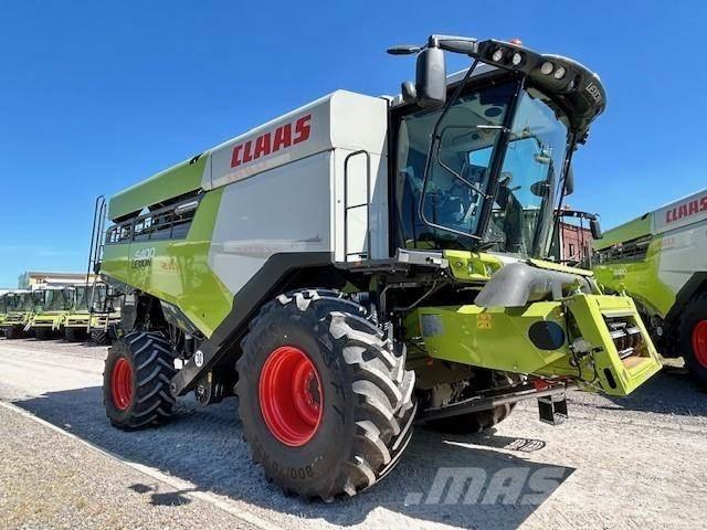 CLAAS LEXION 5400 Θεριζοαλωνιστικές μηχανές
