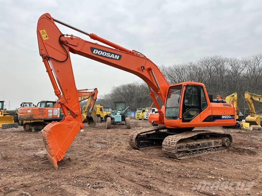 Doosan DH 220 Εκσκαφείς με ερπύστριες