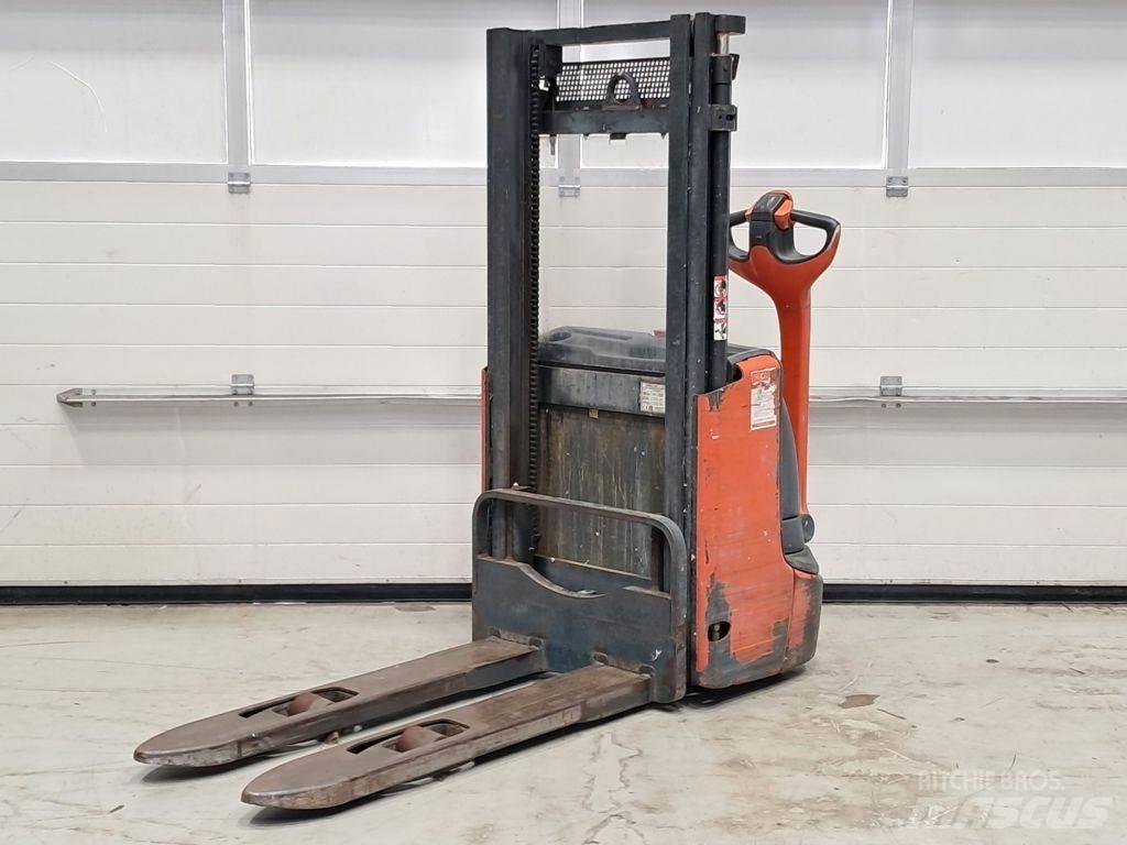 Linde L10B Παλετοφόρα πεζού χειριστή με ιστό