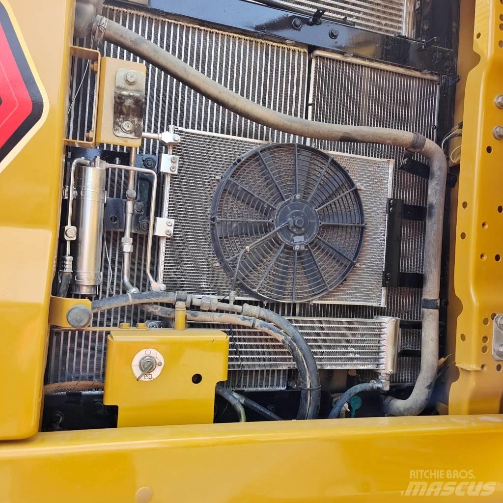 CAT 320 GC Εκσκαφείς με ερπύστριες