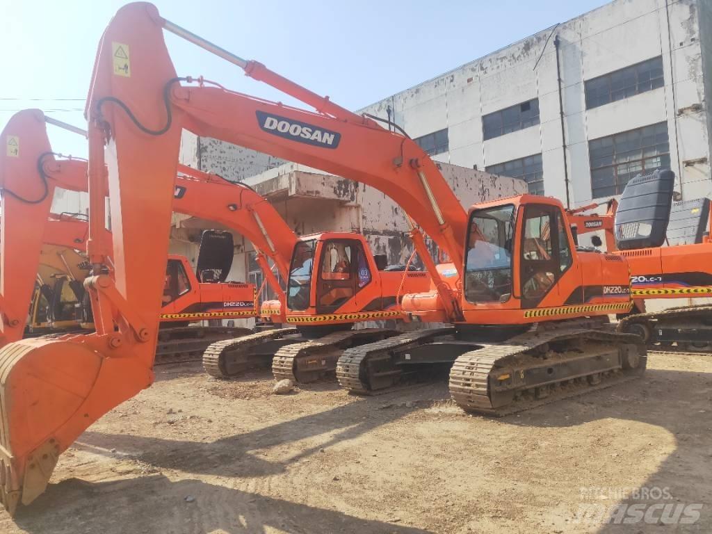 Doosan DH220LC-7 Εκσκαφείς με ερπύστριες