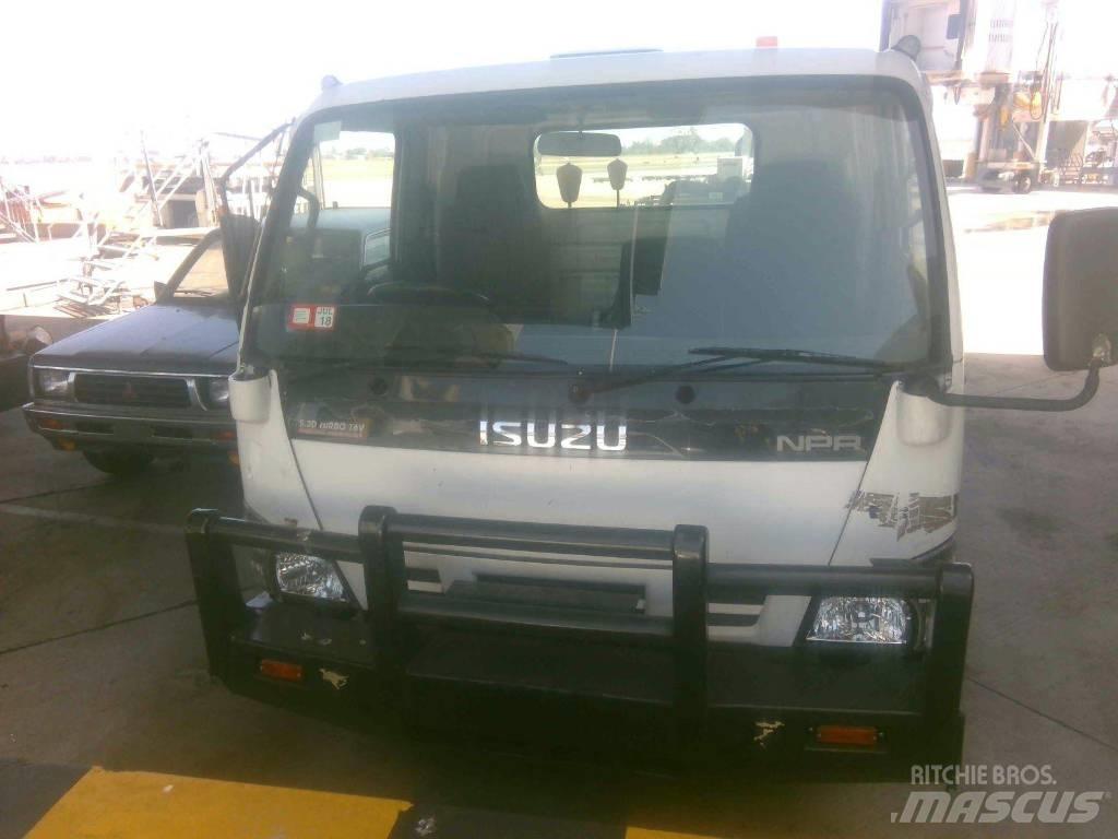Isuzu NPR Βυτιοφόρα φορτηγά
