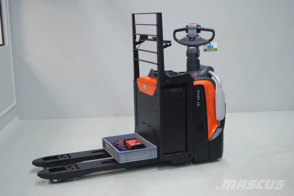 Toyota LPE250 Χειροκίνητο περονοφόρο ανυψωτικό με πλατφόρμα