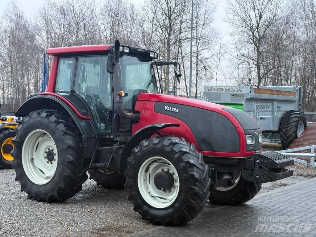 Valtra T 161 Τρακτέρ