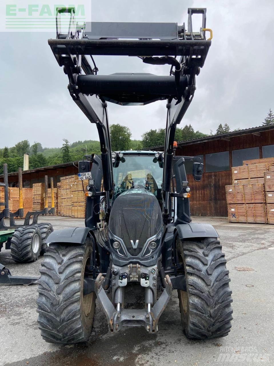 Valtra T254S Τρακτέρ