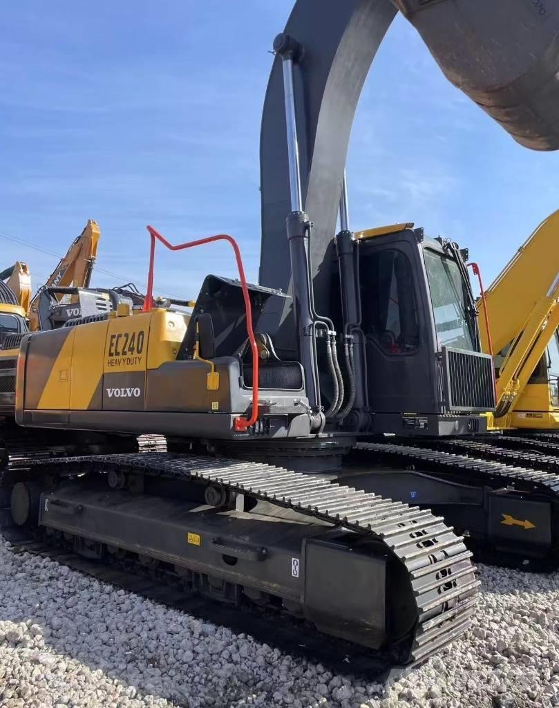 Volvo EC 240 Εκσκαφείς με ερπύστριες