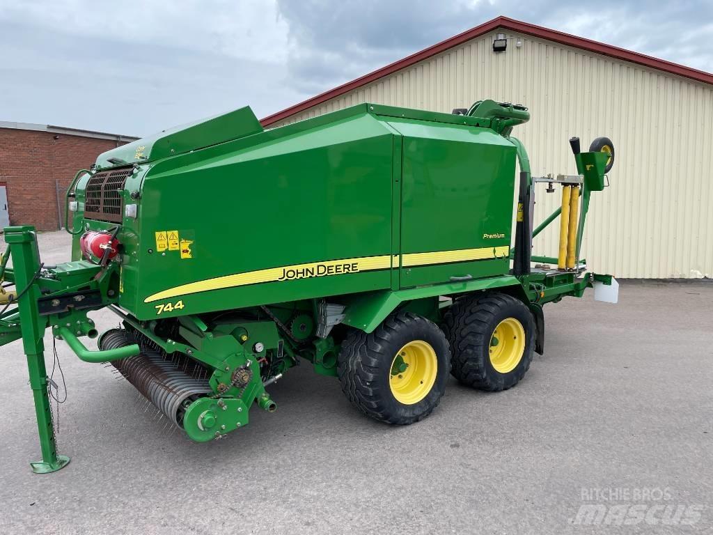 John Deere 744 H Πρέσες κυλινδρικών δεμάτων
