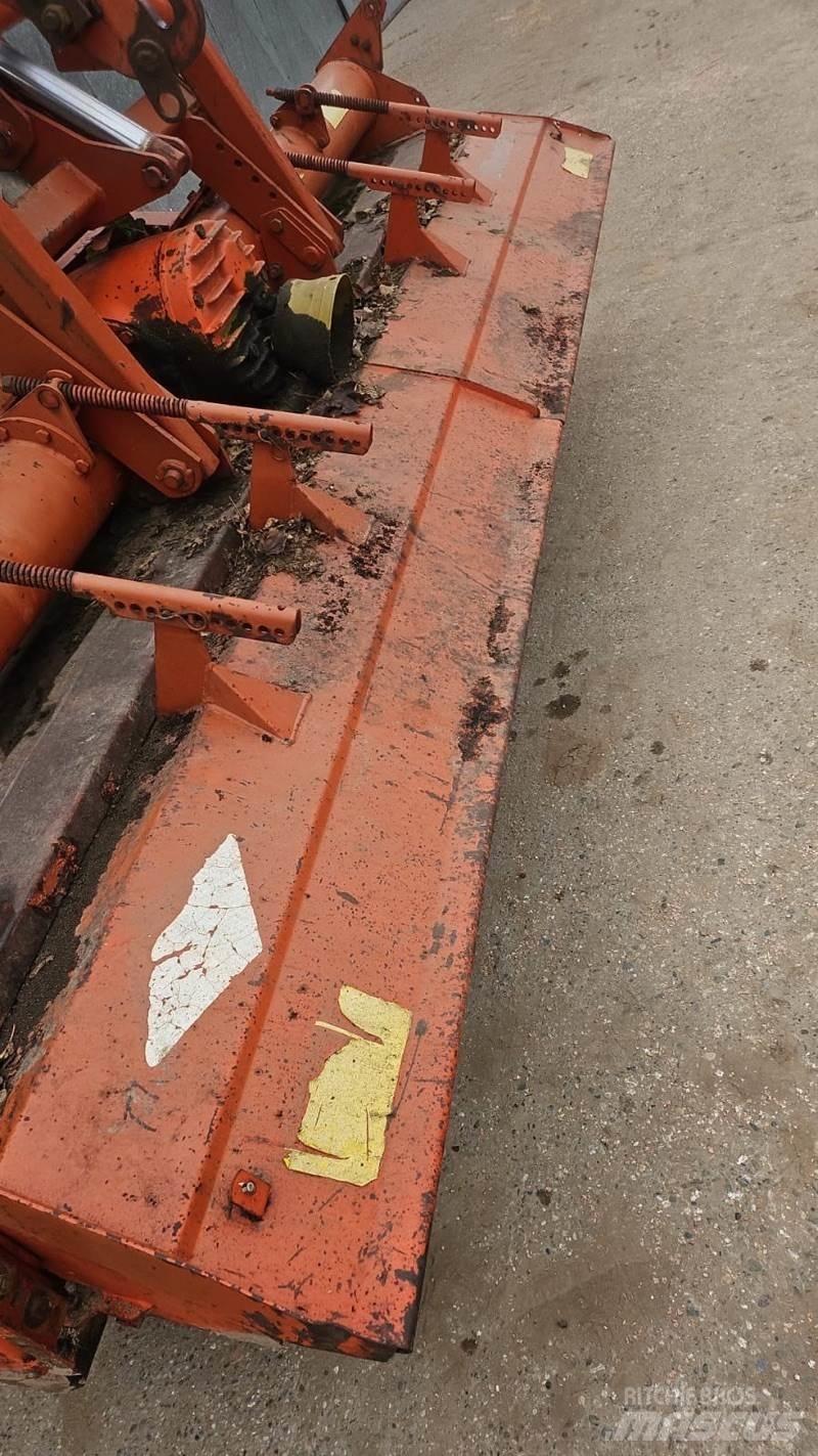 Kuhn EL140N 305 Εργασία προετοιμασίας εδάφους