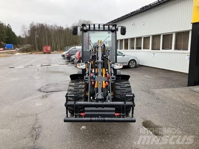JCB 403 Plus Φορτωτές με λάστιχα (Τροχοφόροι)